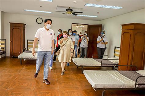 bahay kalinga valenzuela photos|Valenzuela's Bahay Kanlungan a sanctuary for the elderly and PWDs.
